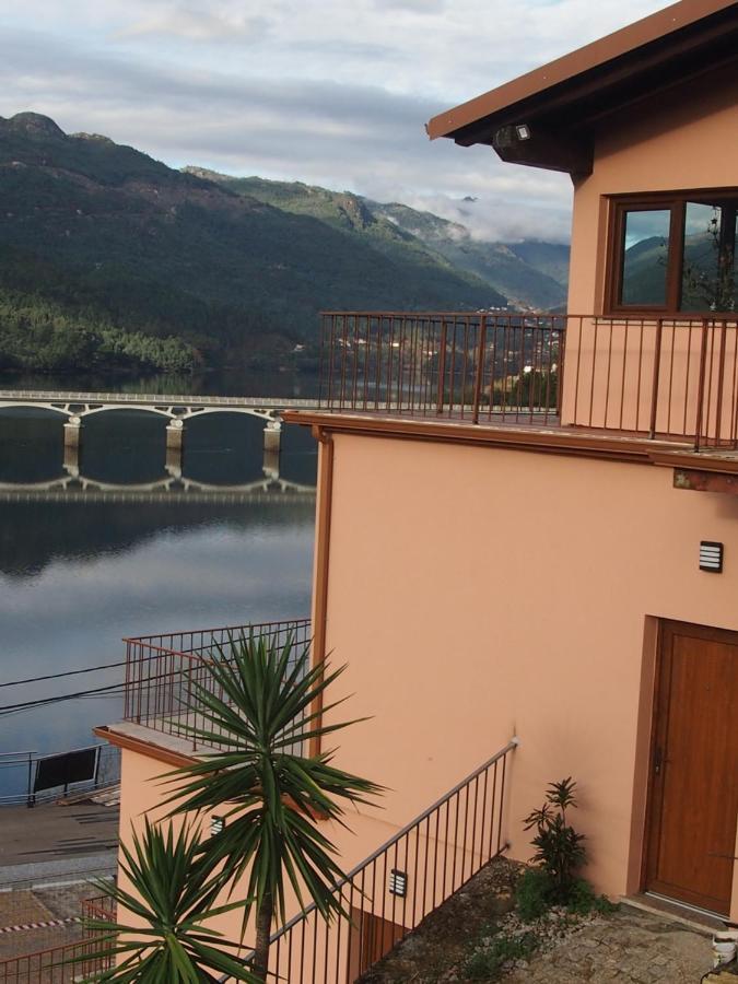 Ancoradouro T2 - Alojamento Local Geres Braga Exterior foto